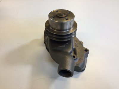 Vattenpump 4-cylinder