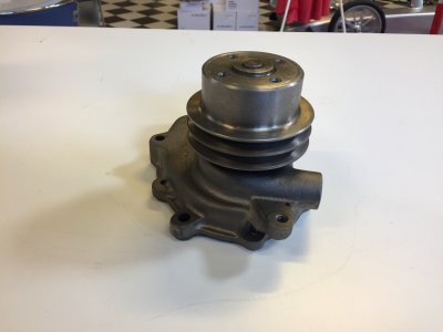 Vattenpump 4-cylinder