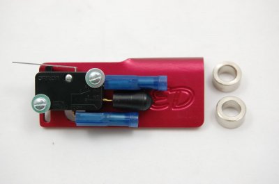 Lustgasmicroswitch med fäste för Holley 4500