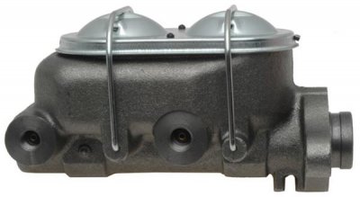 Huvudcylinder Chevy 1967-76 (med servo)