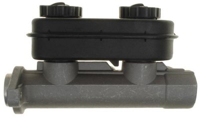 Huvudcylinder Mopar 1979-93